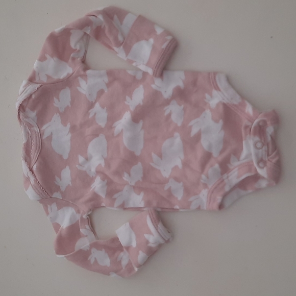 Carters pink white long sleeve bunny rabbit print long sleeve onesie newborn - Picture 1 of 8